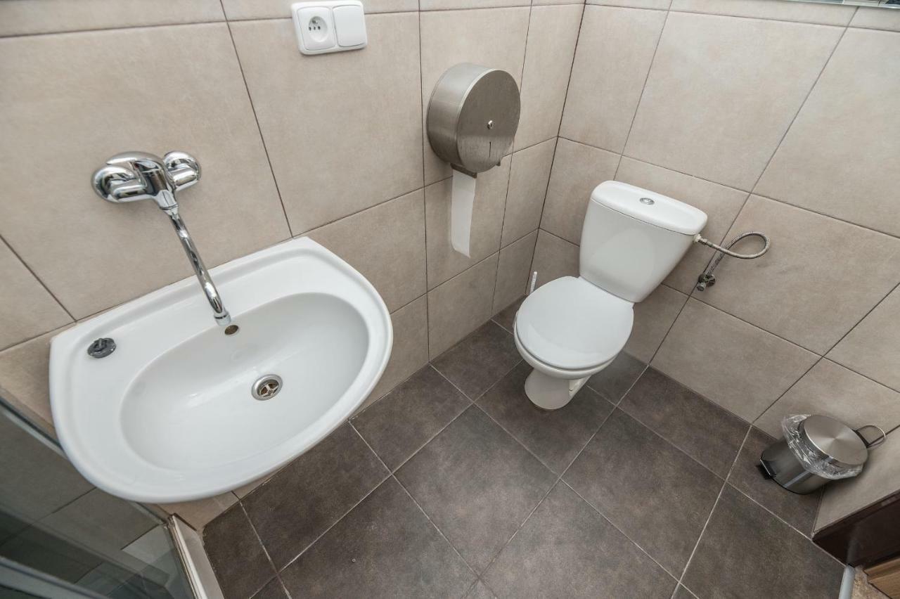 Hradec Králové Apartmany Premyslova מראה חיצוני תמונה