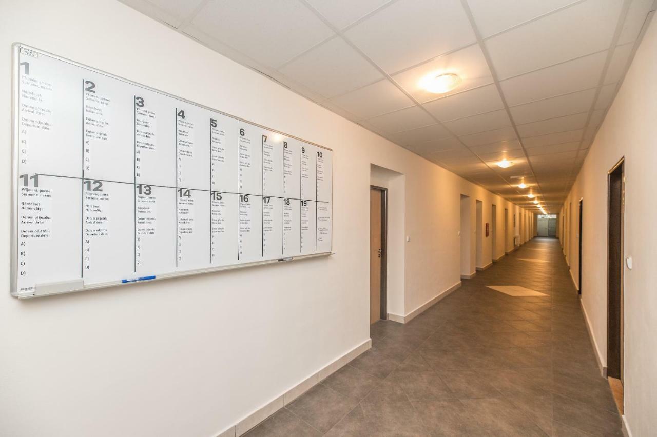 Hradec Králové Apartmany Premyslova מראה חיצוני תמונה